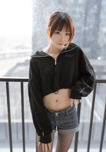年轻的邻居的阿姨3