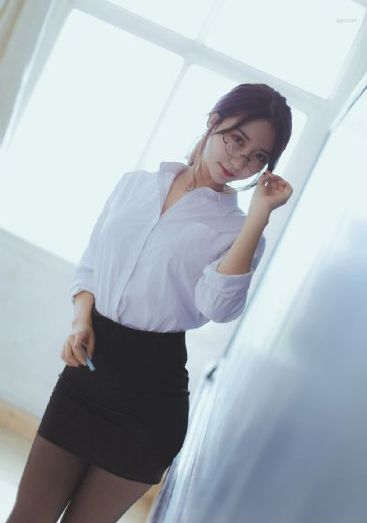 男女做爰吃奶猛烈叫床口述